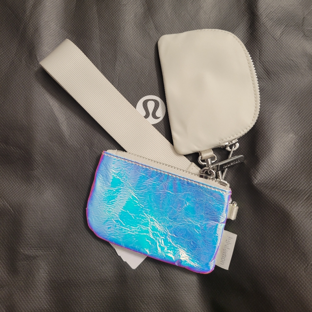 LULULEMON DUAL POUCH IRIDESCENT/BONE LIMITED EDITION - Picture 2 of 11